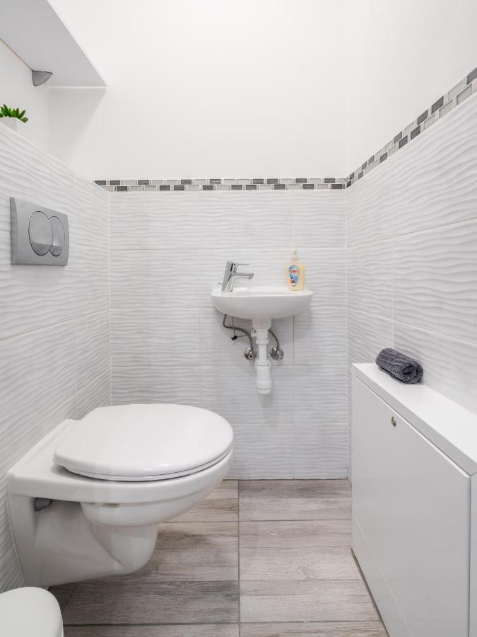 Cosy Home Close To The Center With Parking Garage 布达佩斯 外观 照片